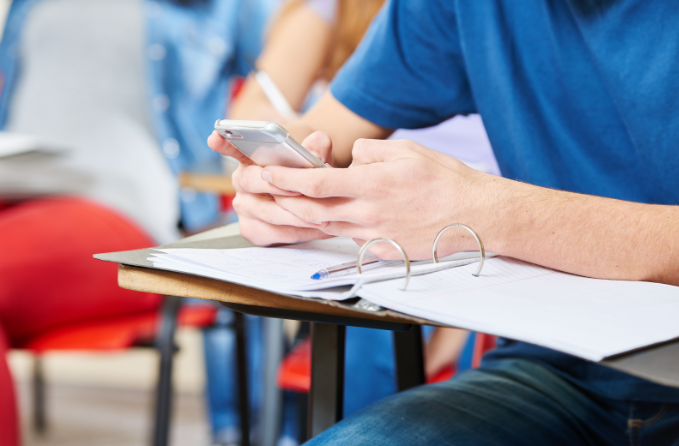 Cell Phones Permitted in the Cafeteria at School